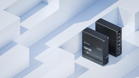 Teltonika TSW100 switch przemysłowy PoE (TSW100010000)