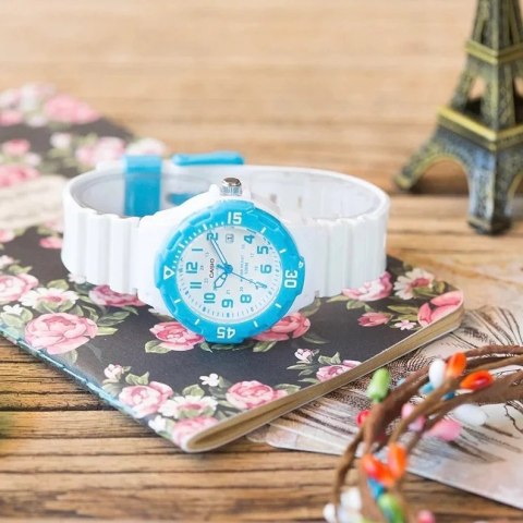 ZEGAREK DAMSKI CASIO LRW-200H 2BV (zd557d) + BOX
