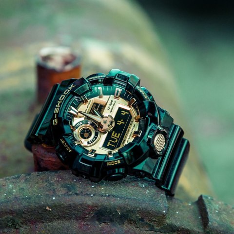 ZEGAREK MĘSKI CASIO G-SHOCK GA-710GB-1AER