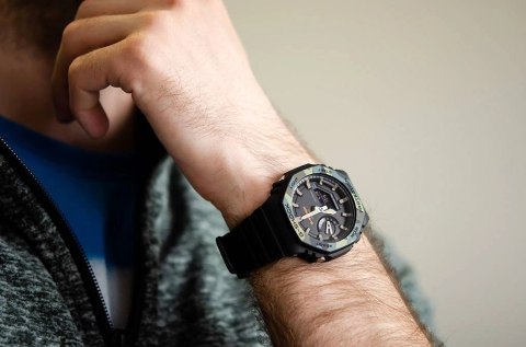 ZEGAREK MĘSKI CASIO G-SHOCK OCTAGON GA-2100SU-1AER