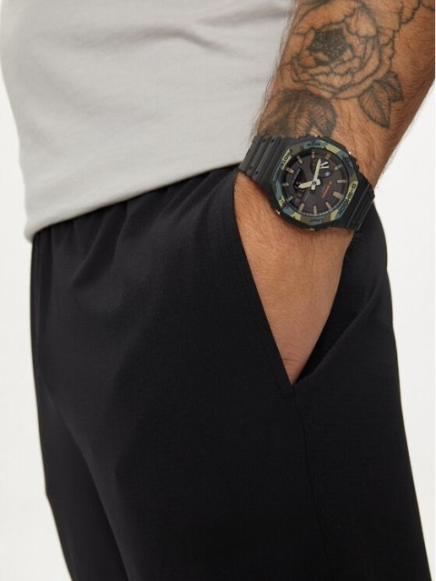 ZEGAREK MĘSKI CASIO G-SHOCK OCTAGON GA-2100SU-1AER