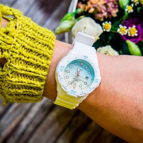 ZEGAREK DAMSKI CASIO LRW-200H 2E2VDR (zd557m) + BOX