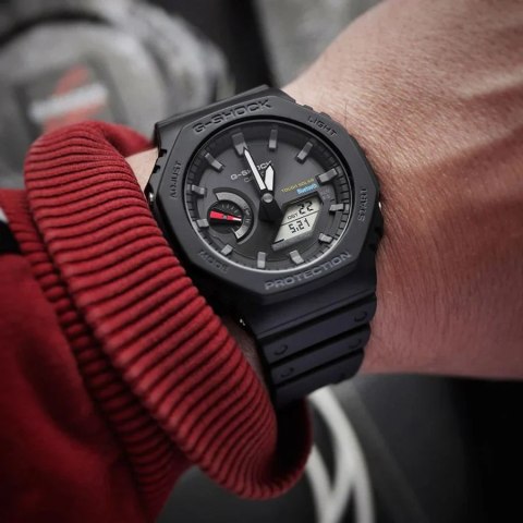 ZEGAREK MĘSKI CASIO G-SHOCK GA-B2100-1AER