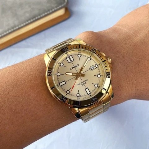 ZEGAREK MĘSKI CASIO MTP-VD01G-9E (zd185e) + BOX
