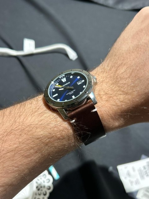 ZEGAREK MĘSKI CASIO MTP-VD01-2EVUDF (zd169h) + BOX