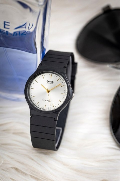 Zegarek Unisex Casio MQ-24-7E2LDF