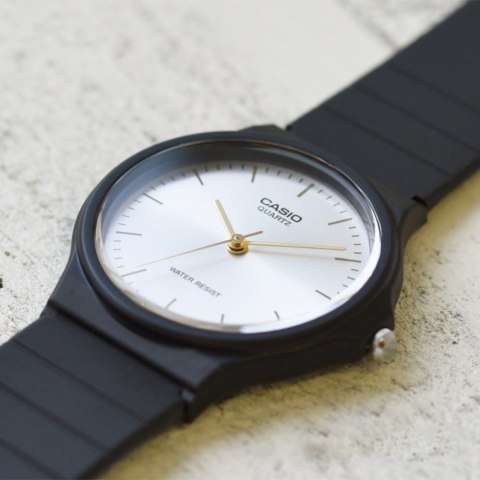 Zegarek Unisex Casio MQ-24-7E2LDF