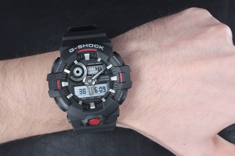 ZEGAREK MĘSKI CASIO G-SHOCK GA-700-1AER