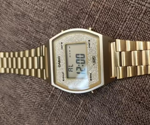 Zegareki Casio Vintage B640WGG-9EF +BOX