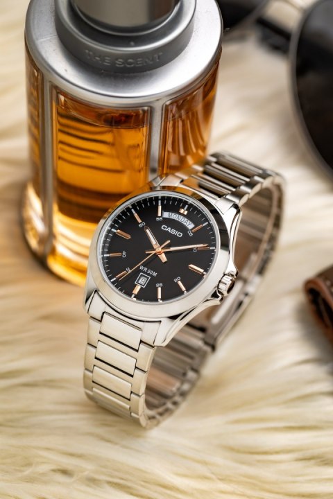ZEGAREK MĘSKI CASIO MTP-1370D-1A2V (zd025a) + BOX