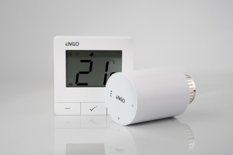 ENGO Controls Inteligentny zestaw ogrzewania Biały (E25-BATW + ETRV-M30 + EPlug WiFi)