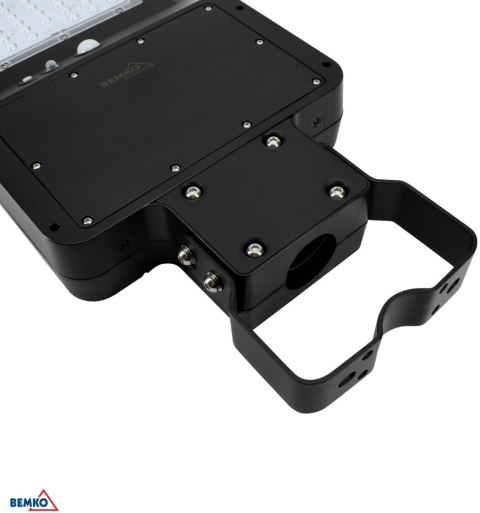 SOLARNA OPRAWA ULICZNA LED SOLGER 40W 6000LM 3000/4000/6000K IP65 CZARNA CZ. PIR